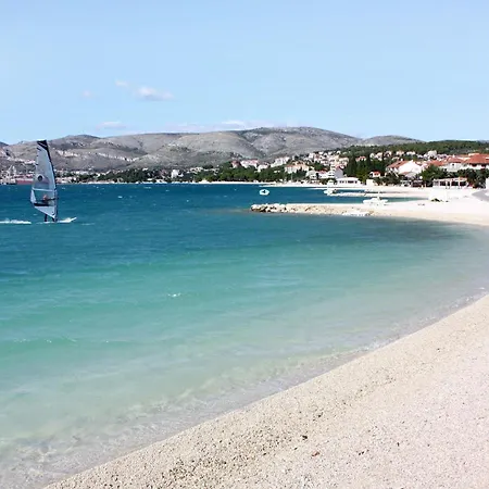 With Parking Space - 22015 Appartement Trogir